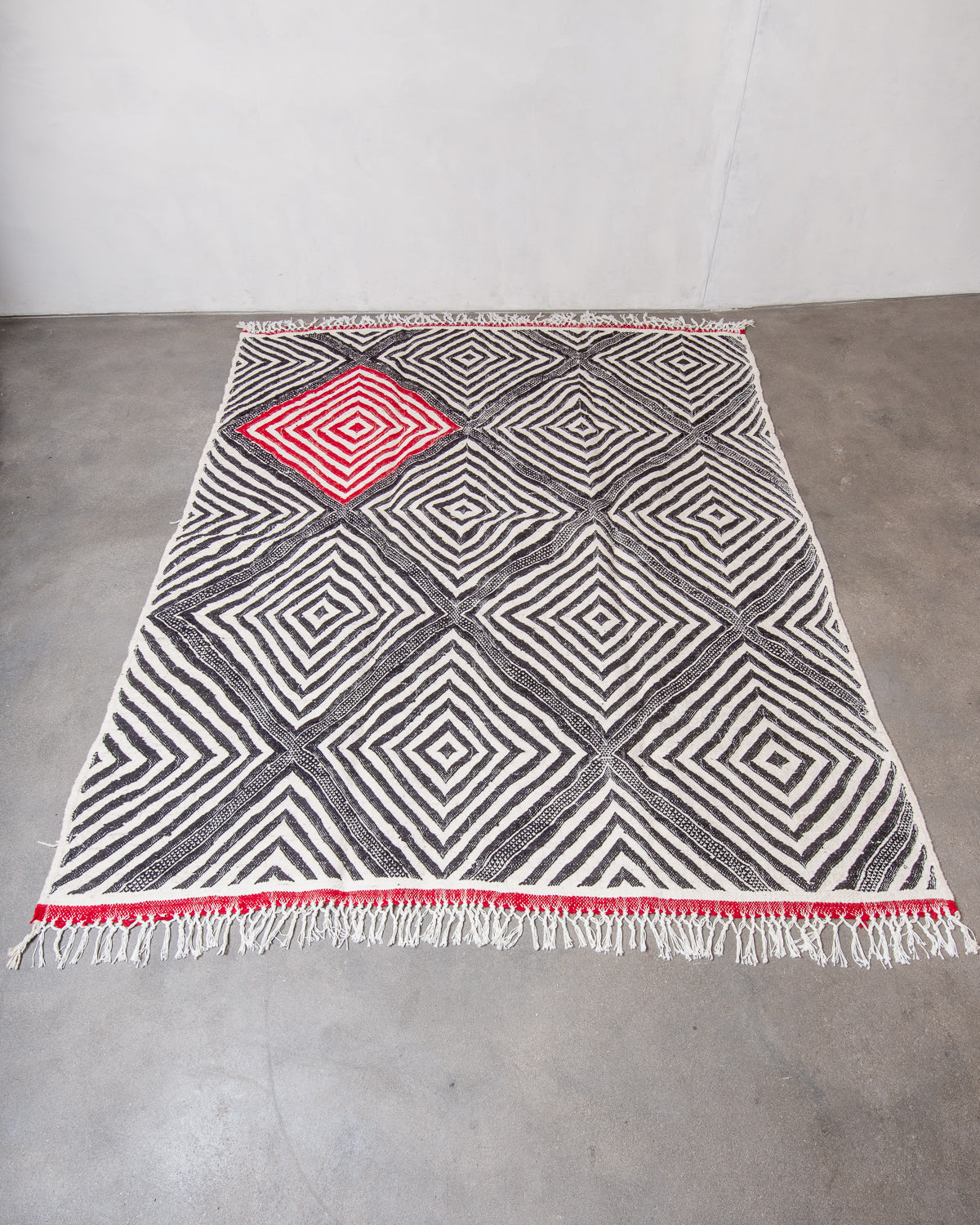 Modern, designer, handcrafted Berber rug from Morocco. Vintage Kelim carpet with beautiful designs and robust flat weave out of wool.